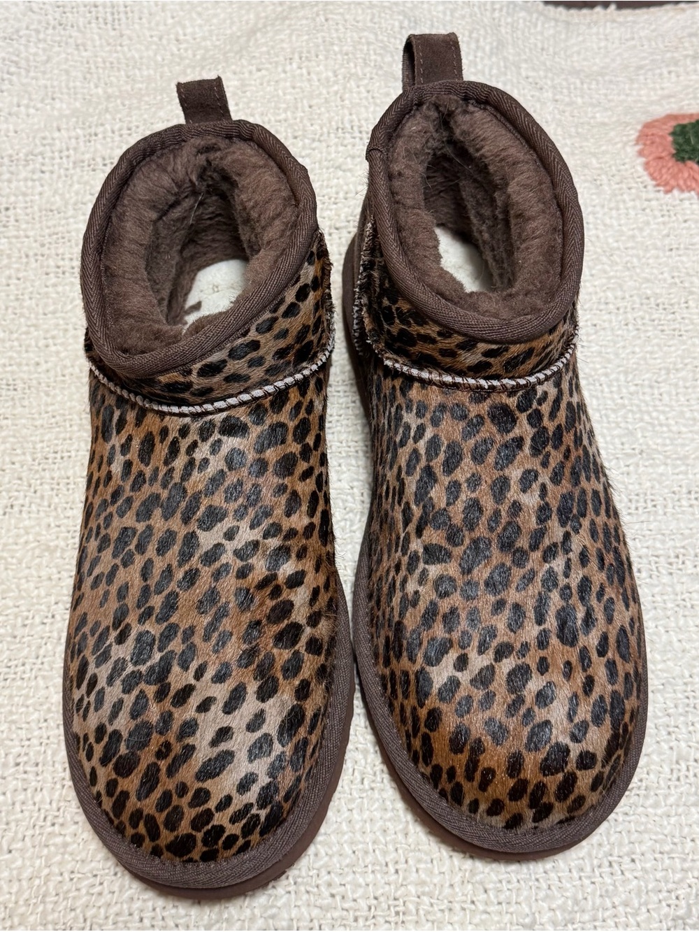 UGG 9M Classic Ultra Mini Leopard Print Cozy Ankle Boots - Brown